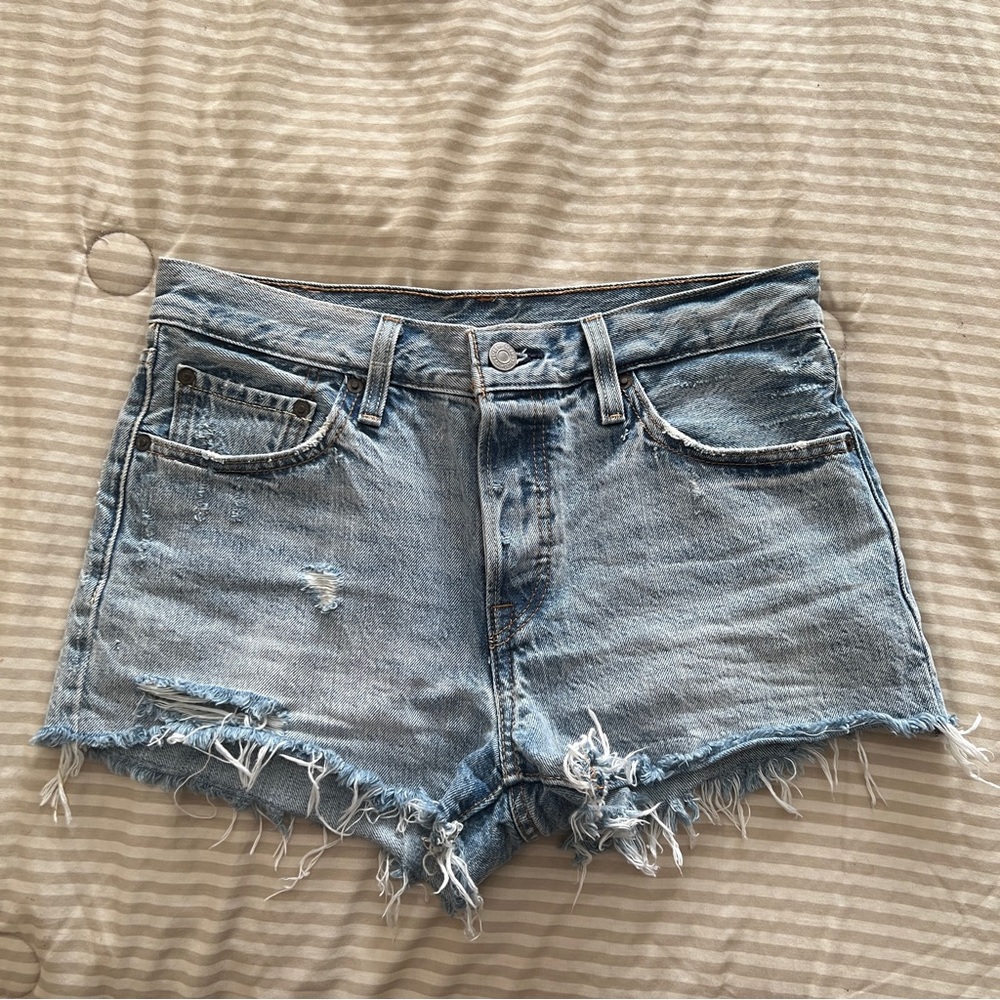 Levi Jean Shorts
